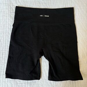 New Balance Women's Black Ribbed Bike Shorts Spandex Leggings
